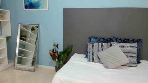 Kylie Reyes  online show from October 20, 7:28 pm