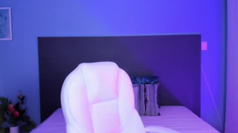 Snapshot of kylie_reyes chatting on December 4, 8:07 pm Kylie Reyes online show from December 4, 8:07 pm