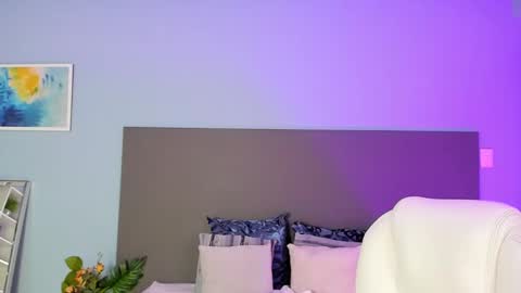Snapshot of kylie_reyes chatting on February 25, 7:49 pm Kylie Reyes online show from February 25, 7:49 pm