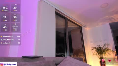     online show from February 3, 6:40 am