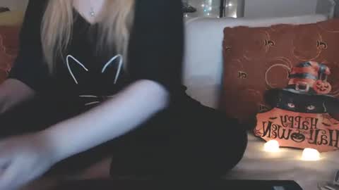 Check Out My NSFW OnlyFans Link On Bio online show from October 24, 3:46 am