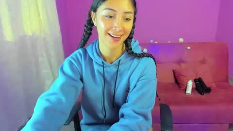 Snapshot of kymgiraldo8 chatting on September 18, 4:22 am Kym Giraldo online show from September 18, 4:22 am