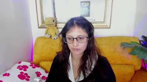Kyomi online show from May 11, 1:02 pm