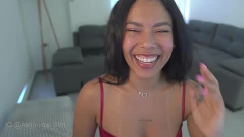 schedule 300 pm - 1100pm colombia time online show from October 24, 9:22 pm