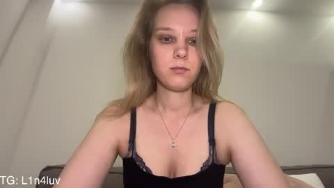 lina online show from May 26, 7:13 pm
