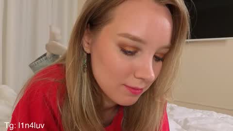 lina online show from October 22, 10:15 pm