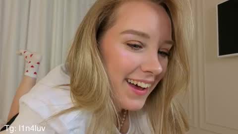 lina online show from November 11, 9:34 pm