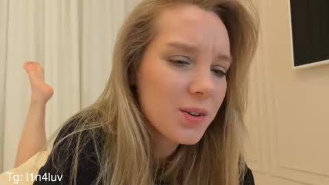 lina online show from December 16, 9:53 pm