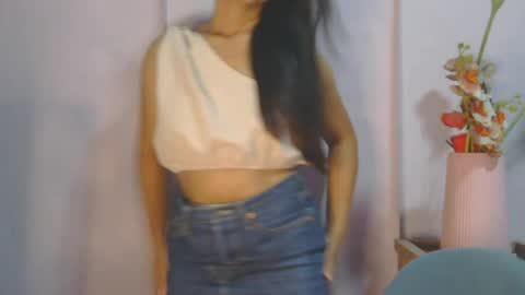 Mona online show from April 9, 6:19 am