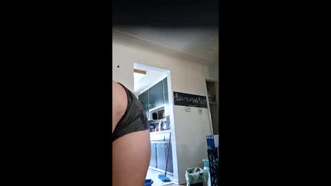 lacybell online show from May 16, 9:47 pm