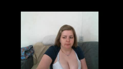 lady cute cat29 online show from May 22, 3:59 am