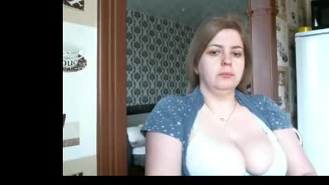 lady cute cat29 online show from May 12, 2:53 am