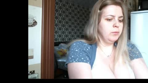 lady cute cat29 online show from May 8, 3:32 am