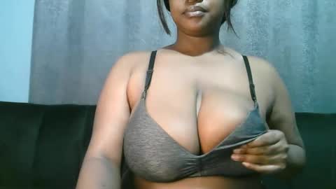 lady_dearra online show from May 23, 2:54 am