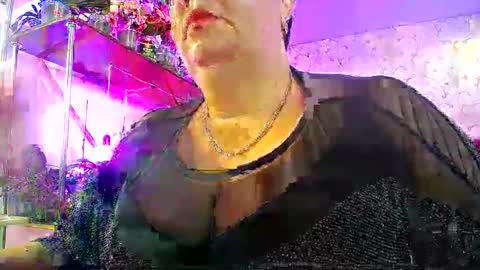 Lady Gloria online show from May 19, 5:25 am