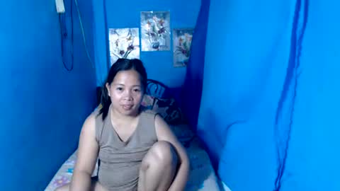 lady_in_bed69 online show from May 24, 12:42 am