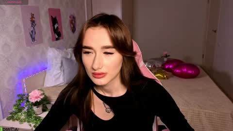 Olivia online show from April 6, 1:05 am