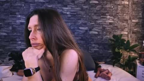 Jenny online show from June 2, 11:44 am