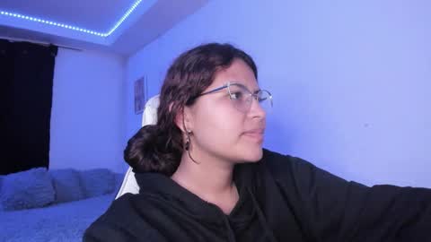  Lady  online show from November 14, 1:27 am