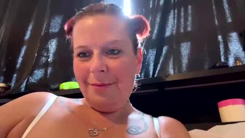 ladyillusion82 online show from May 28, 4:49 pm