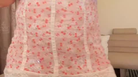 ladyjanyne online show from May 21, 8:07 pm