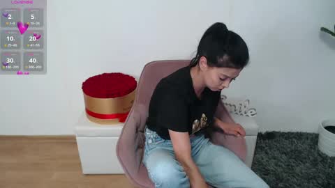 Lia online show from May 14, 5:13 am