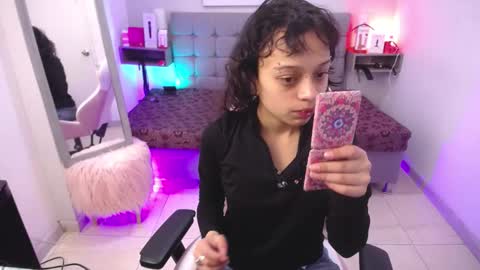 Ladywawy  online show from September 23, 12:58 pm