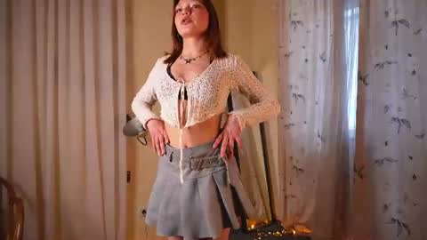laelneizer online show from July 13, 1:45 pm