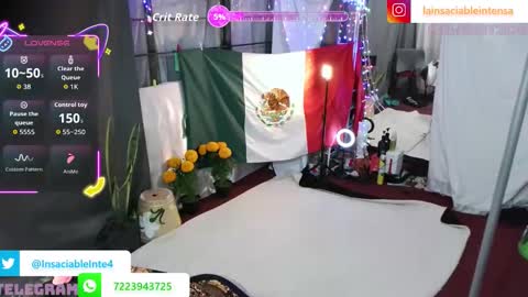 lainsaciableintensa online show from October 27, 12:17 am