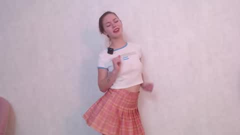Lisa online show from October 1, 3:28 pm
