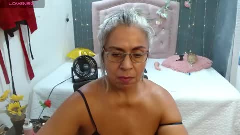 lalisha online show from May 22, 1:58 am