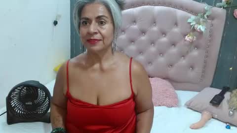 lalisha online show from May 7, 1:21 am