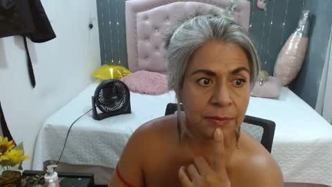 lalisha online show from May 3, 2:15 am