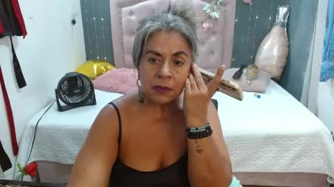lalisha online show from May 6, 1:20 am
