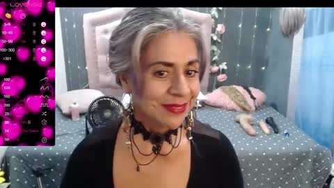 lalisha online show from December 18, 10:24 pm