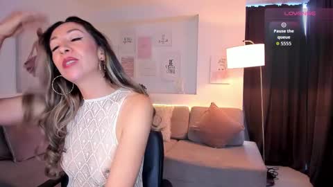 laly_dolce online show from September 26, 9:34 pm
