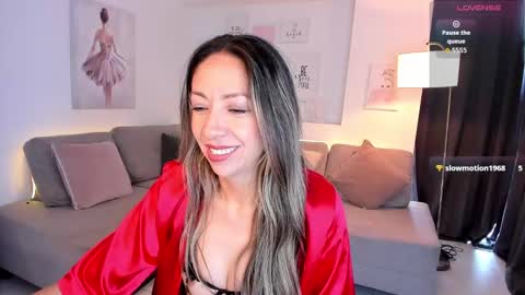 laly_dolce online show from September 30, 8:03 pm