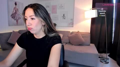 laly_dolce online show from September 17, 8:07 pm