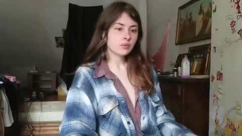 I work 5PM to 9 PM EST  New York online show from April 18, 1:13 pm