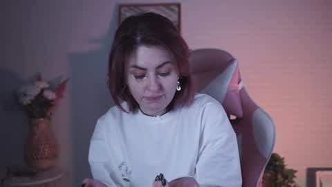 Snapshot of lana__may chatting on December 27, 11:28 am just call me Lana online show from December 27, 11:28 am