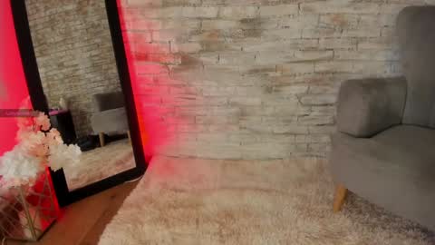  Lana  online show from February 5, 11:55 am