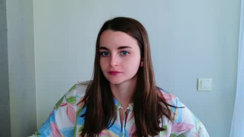 lana_gl online show from June 17, 1:56 pm