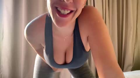 Lana online show from December 10, 8:19 am