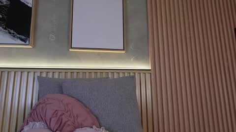 lana_lann online show from May 25, 4:11 am
