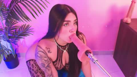 LANA online show from May 8, 4:05 am