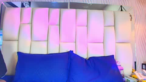Vanessa  online show from May 11, 2:45 pm