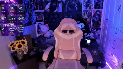 LanaKyutt666 online show from May 16, 10:09 pm