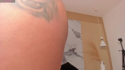 Lana  online show from January 25, 9:14 pm