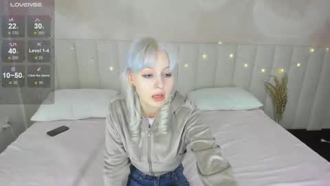 Lana online show from December 19, 9:45 am