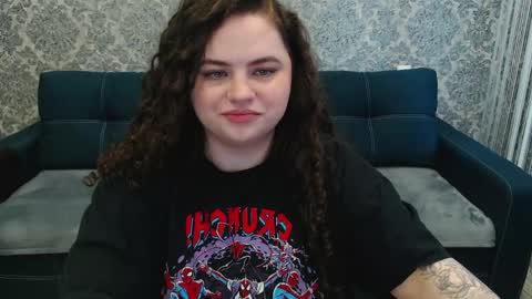 LanaRoub online show from May 18, 4:07 am